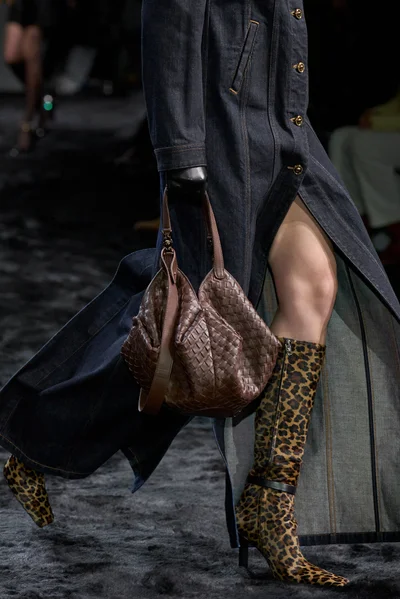 Look 29